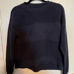 TNA 1984 Navy Crew neck 💙